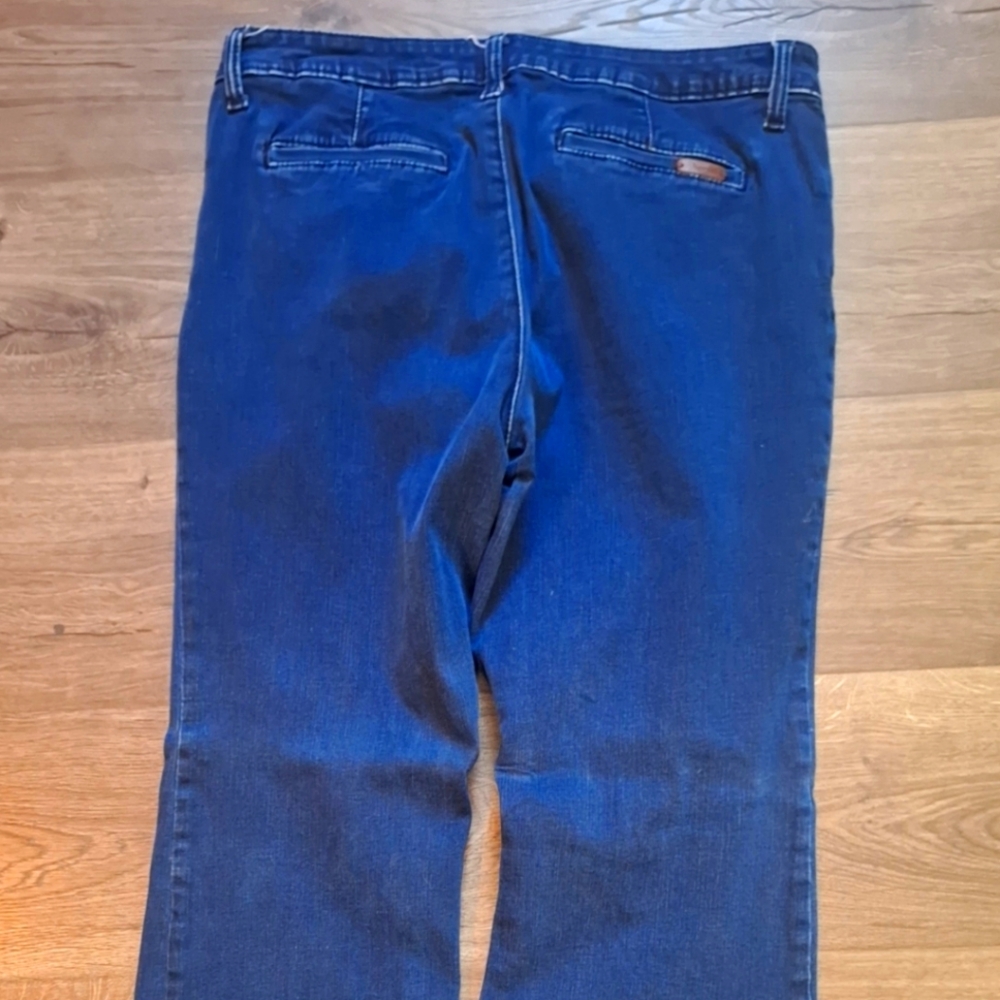 Wrangler women's size 13/14x34